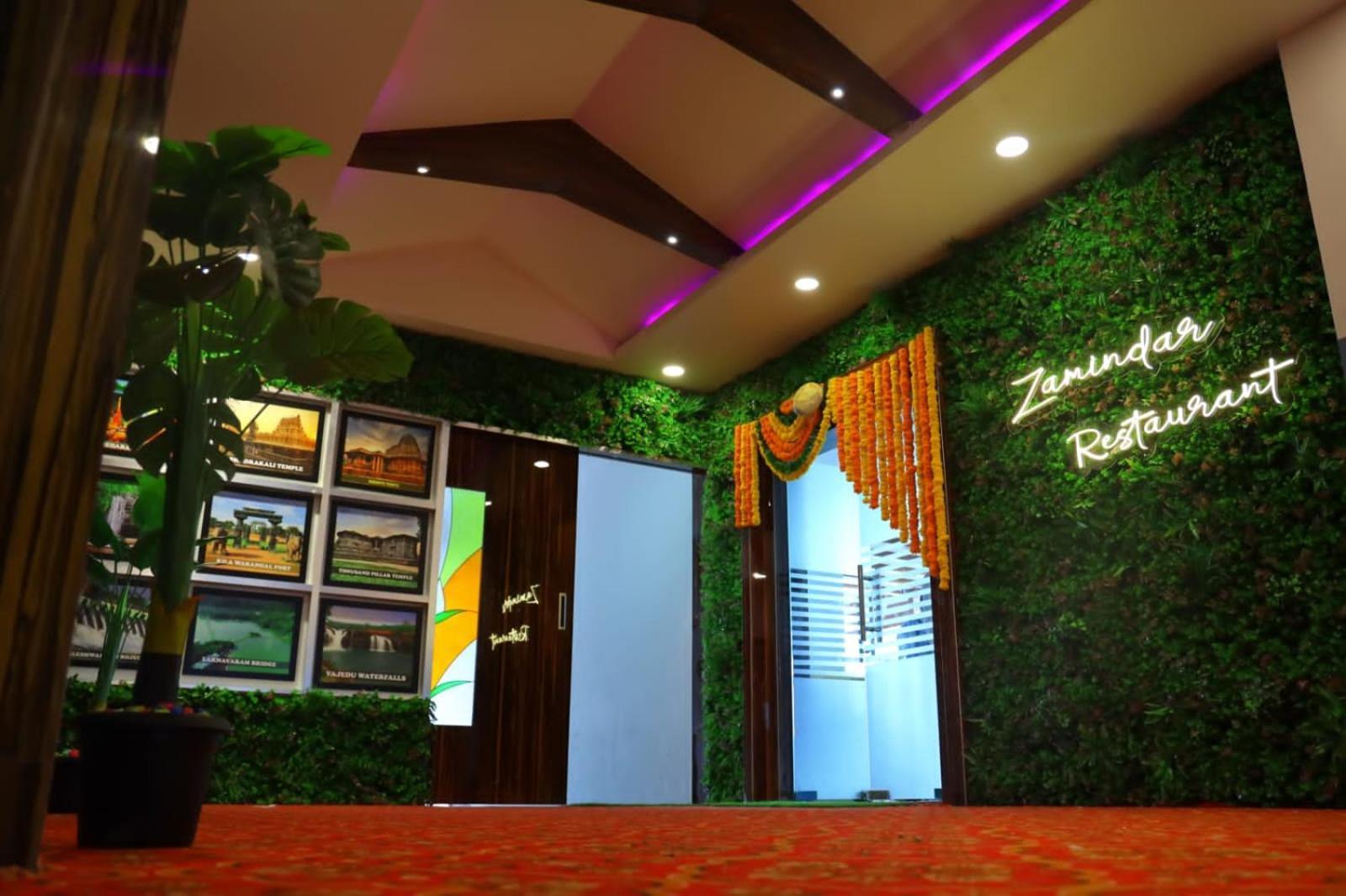 Hotel Sahasra Dla Варангал Екстер'єр фото